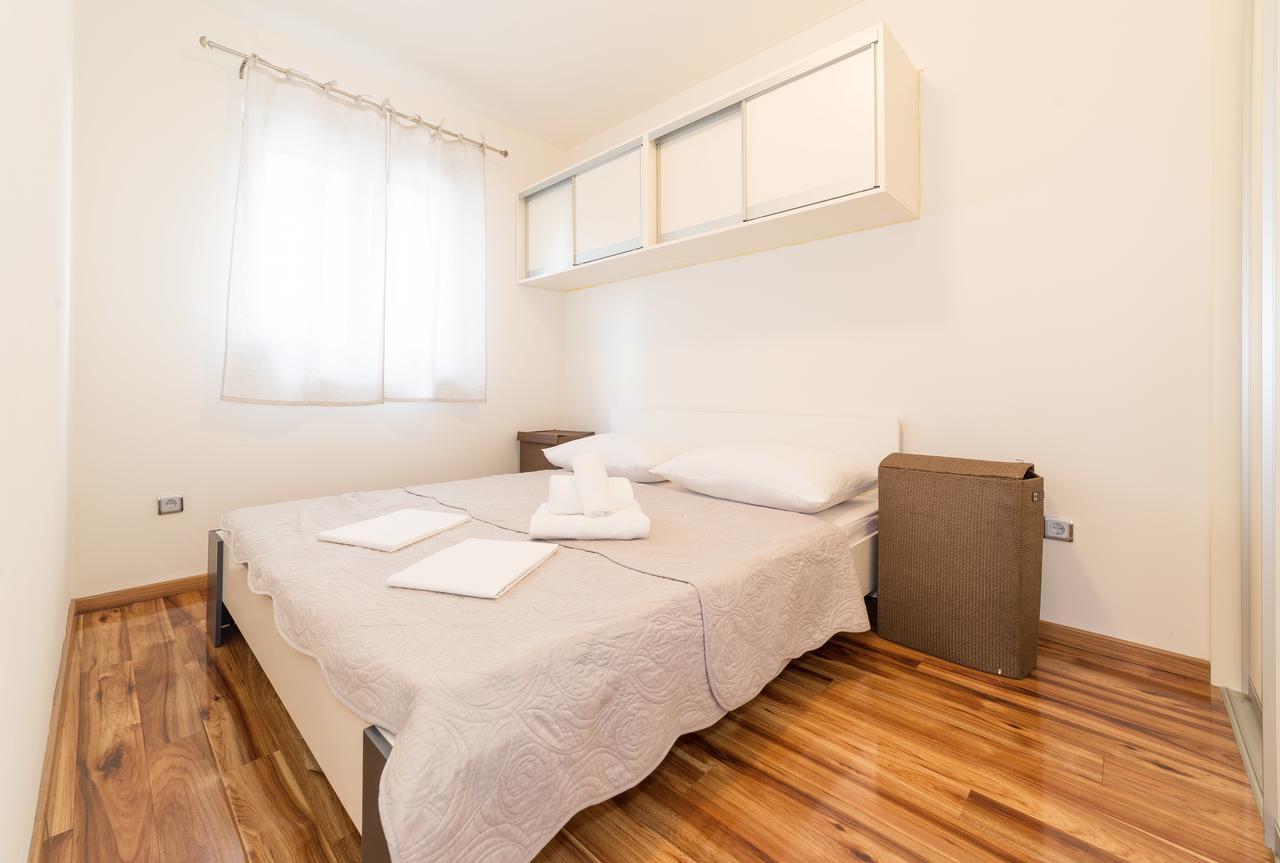 Apartman Dukic Vodice Exterior foto